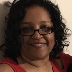 Meet your Posher, Denise